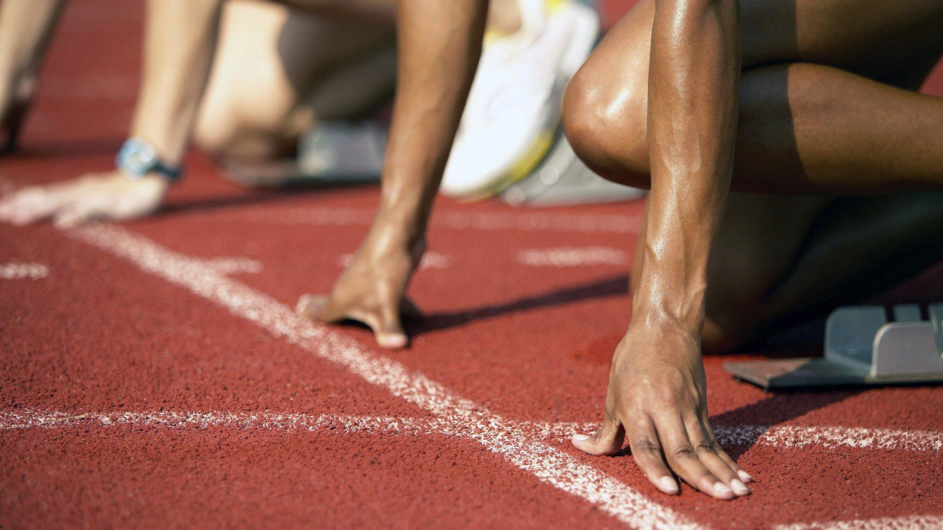 中国体坛归化潮，谷爱凌闪耀背后，谁人黯然离场？